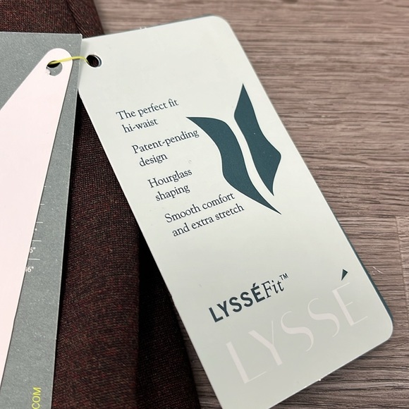 Lysse Women’s signature center seam brown leggings- NWT size small - Picture 8 of 12